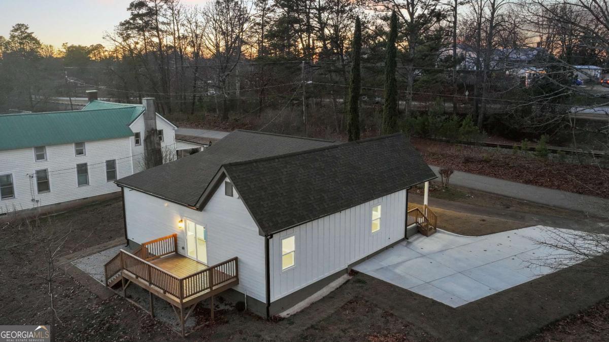130 E Railroad Avenue Alto GA 30510