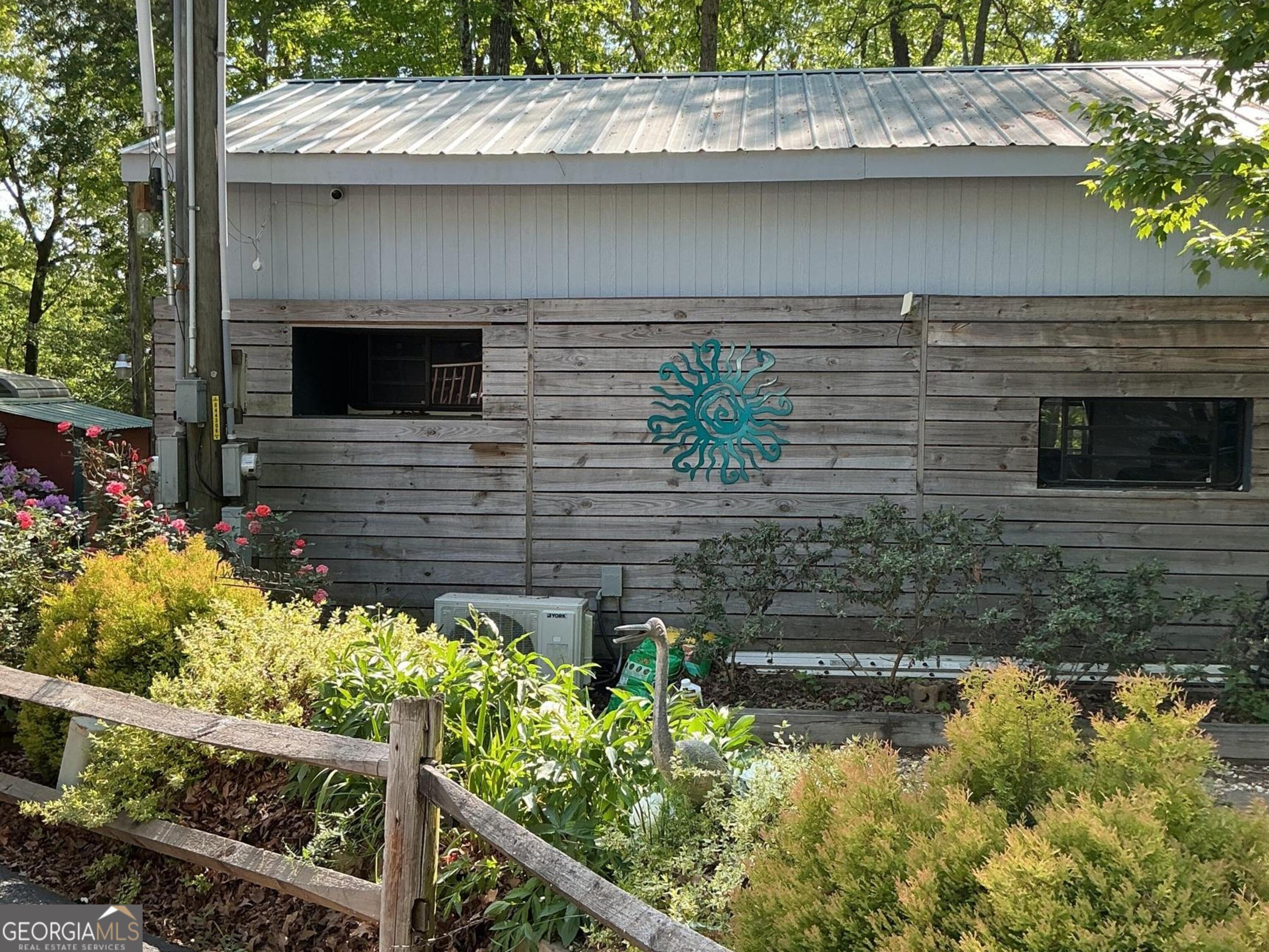 1157 Mountain Shadows Drive Cleveland GA 30528