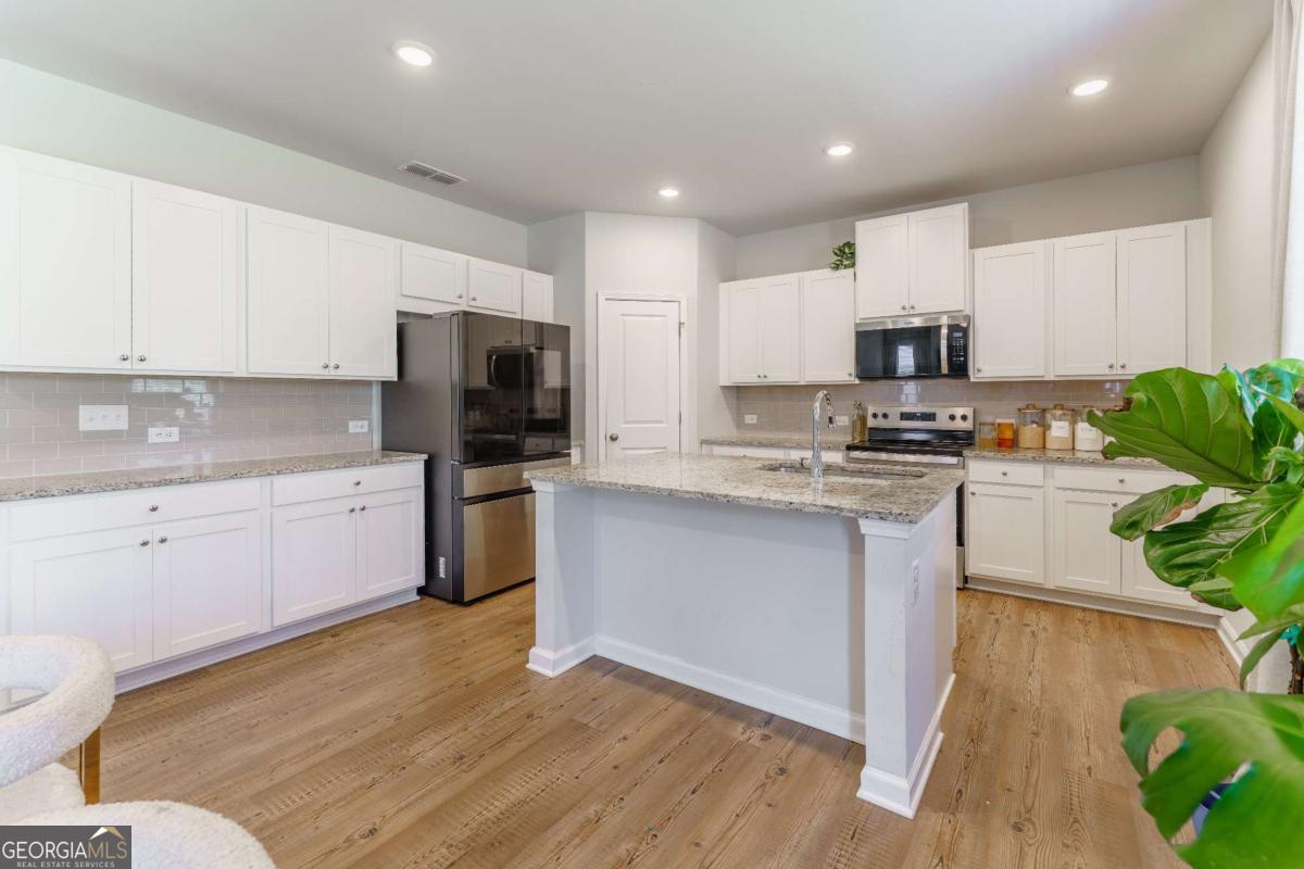 7164 Brushwood Bend Lithonia GA 30058
