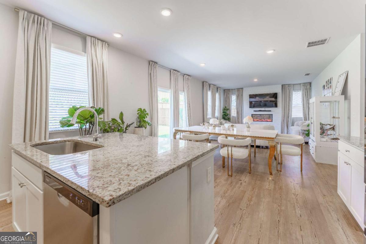 7164 Brushwood Bend Lithonia GA 30058