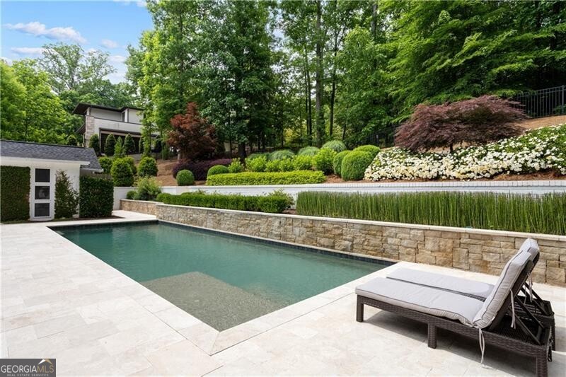 1100 Kingston Drive Atlanta GA 30342