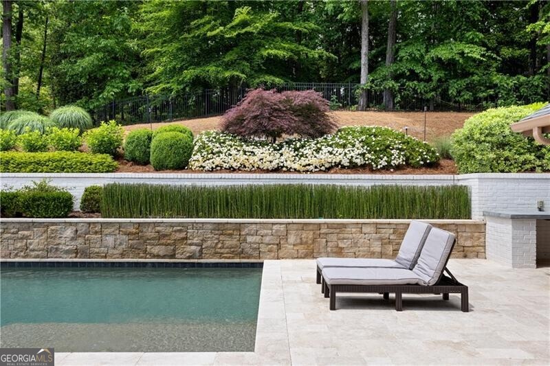 1100 Kingston Drive Atlanta GA 30342