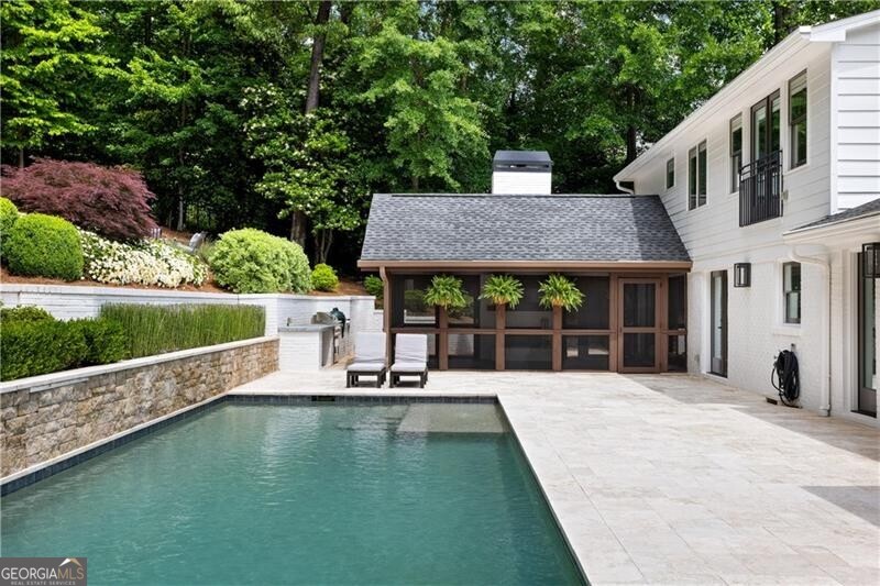 1100 Kingston Drive Atlanta GA 30342