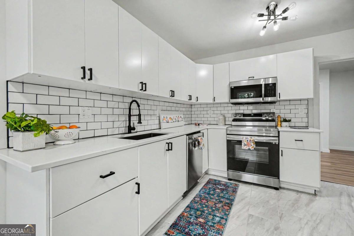 1291 Oakland Terrace SW Atlanta GA 30310