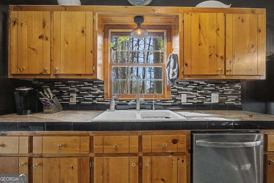 16 Ranger Road SE Cartersville GA 30121
