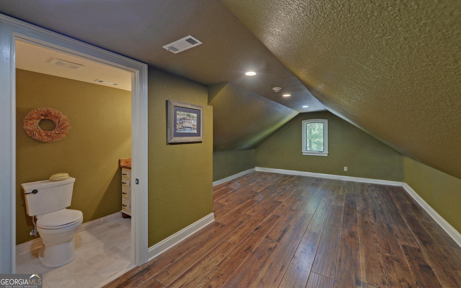 1320 Burroughs Road Lavonia GA 30553