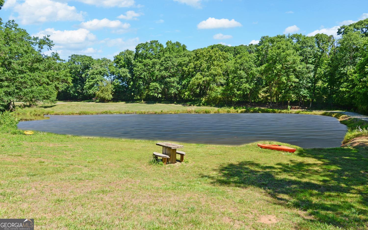 1320 Burroughs Road Lavonia GA 30553