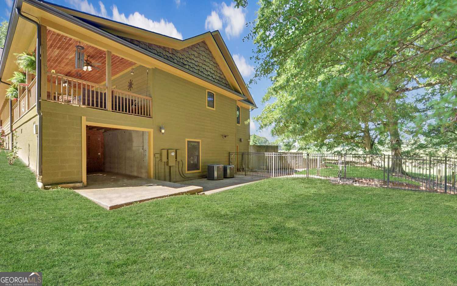 1320 Burroughs Road Lavonia GA 30553