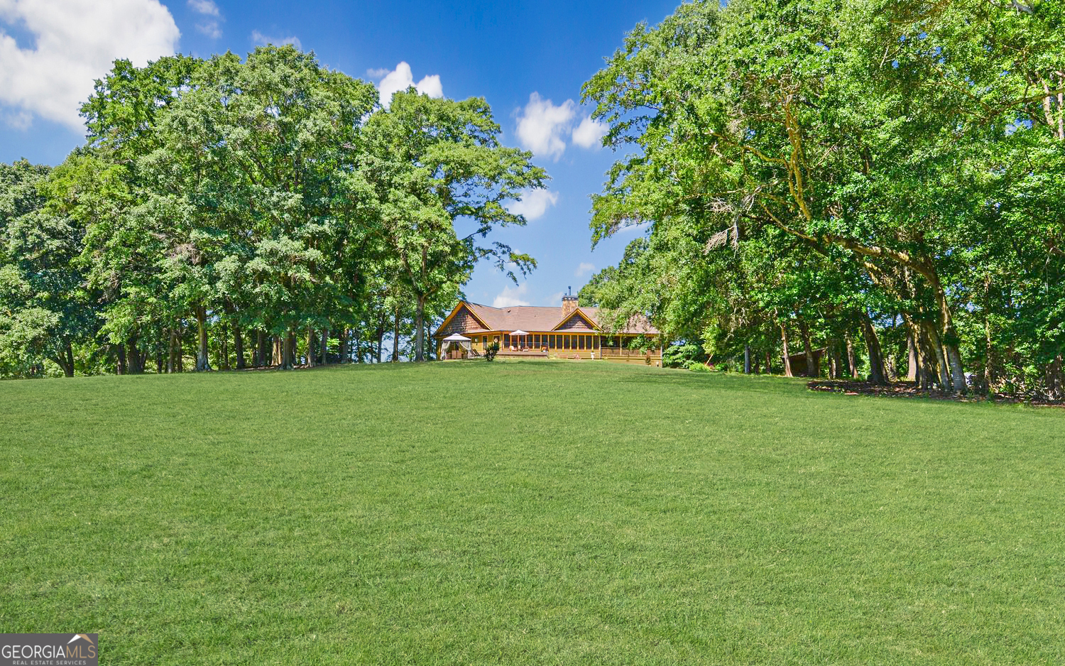 1320 Burroughs Road Lavonia GA 30553