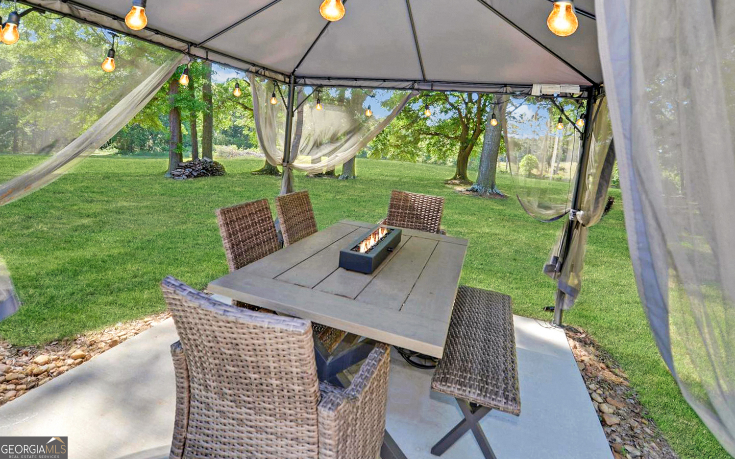 1320 Burroughs Road Lavonia GA 30553