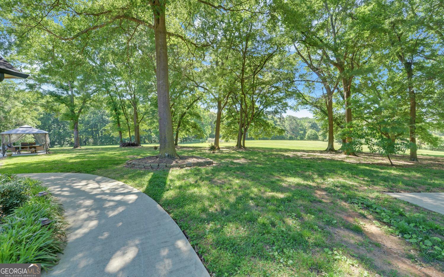 1320 Burroughs Road Lavonia GA 30553