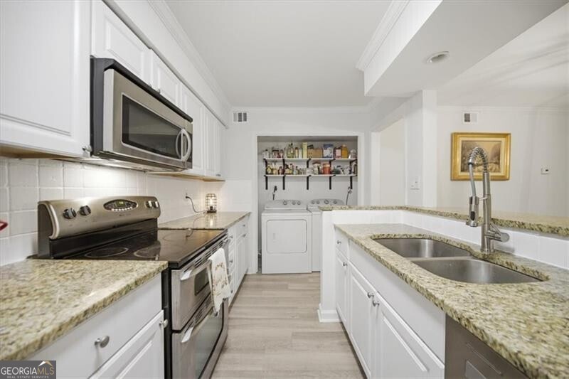 32 Arpege Way NW Atlanta GA 30327