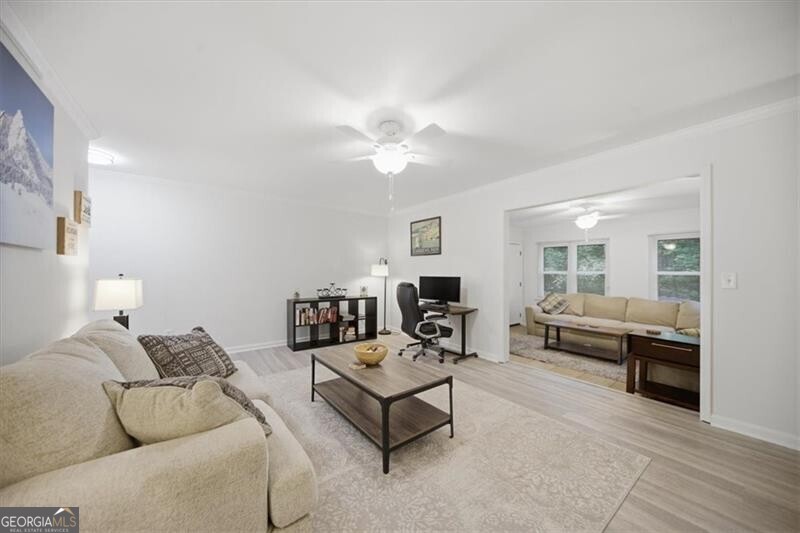 32 Arpege Way NW Atlanta GA 30327