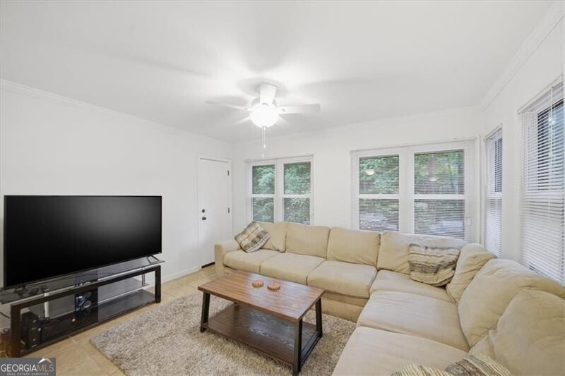 32 Arpege Way NW Atlanta GA 30327