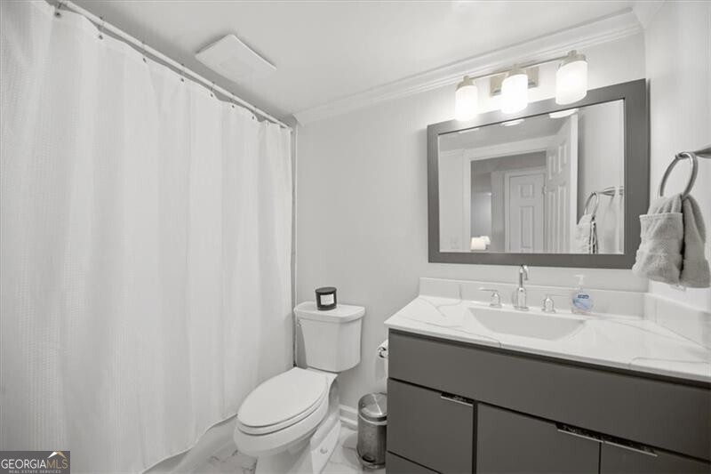 32 Arpege Way NW Atlanta GA 30327
