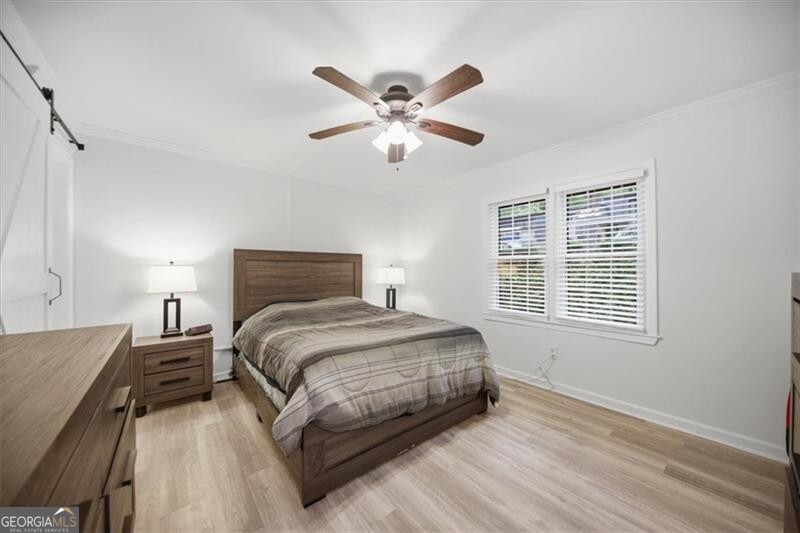 32 Arpege Way NW Atlanta GA 30327