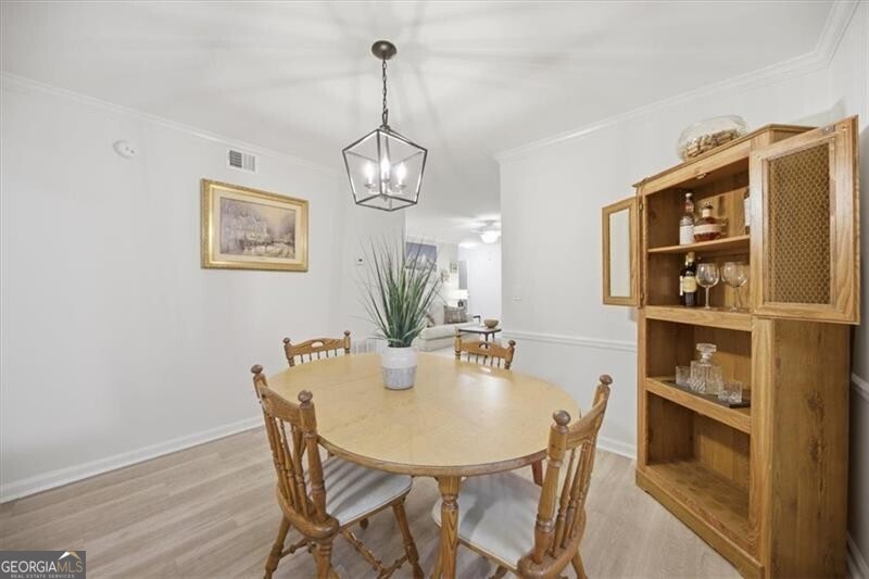 32 Arpege Way NW Atlanta GA 30327