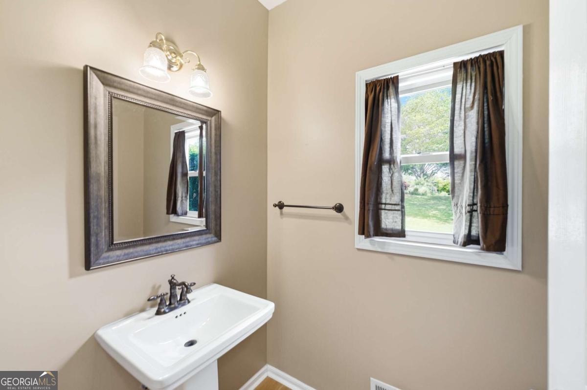 170 Ruby Forest Parkway Suwanee GA 30024