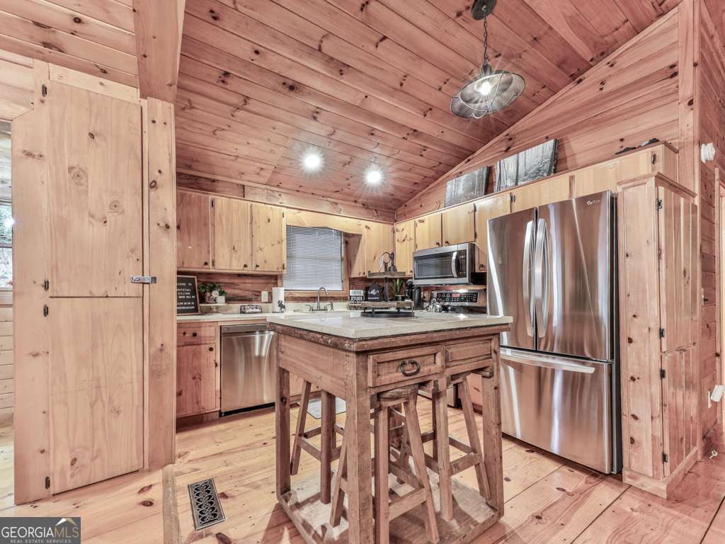 189 Smith Hill Road Blue Ridge GA 30513