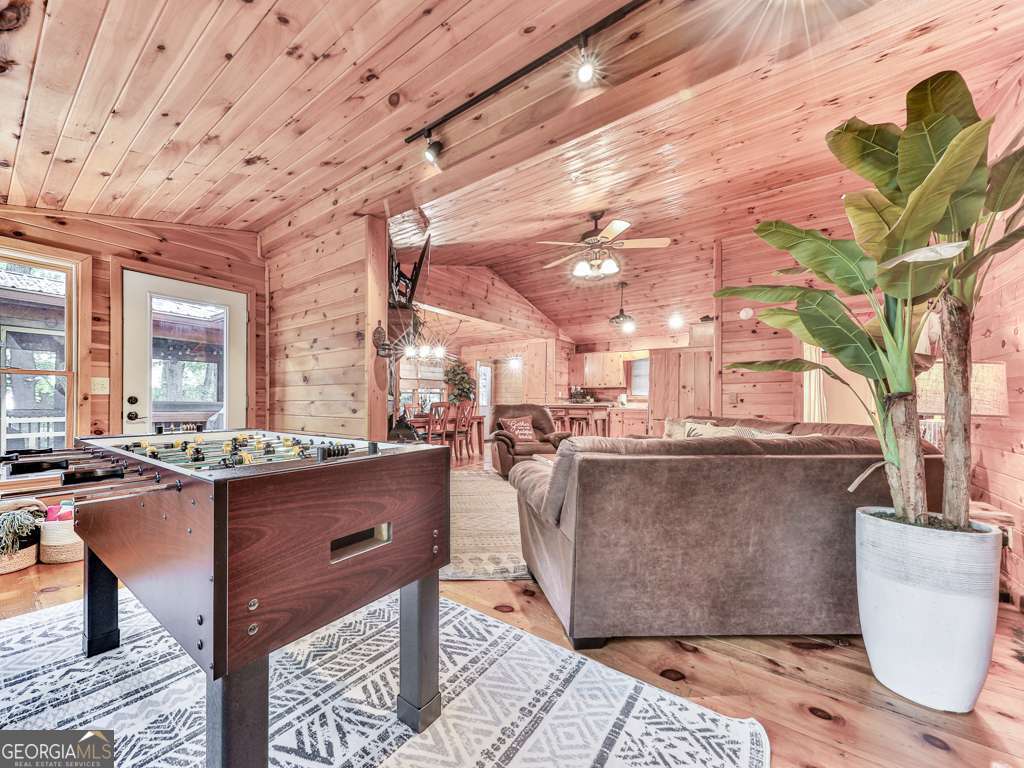 189 Smith Hill Road Blue Ridge GA 30513