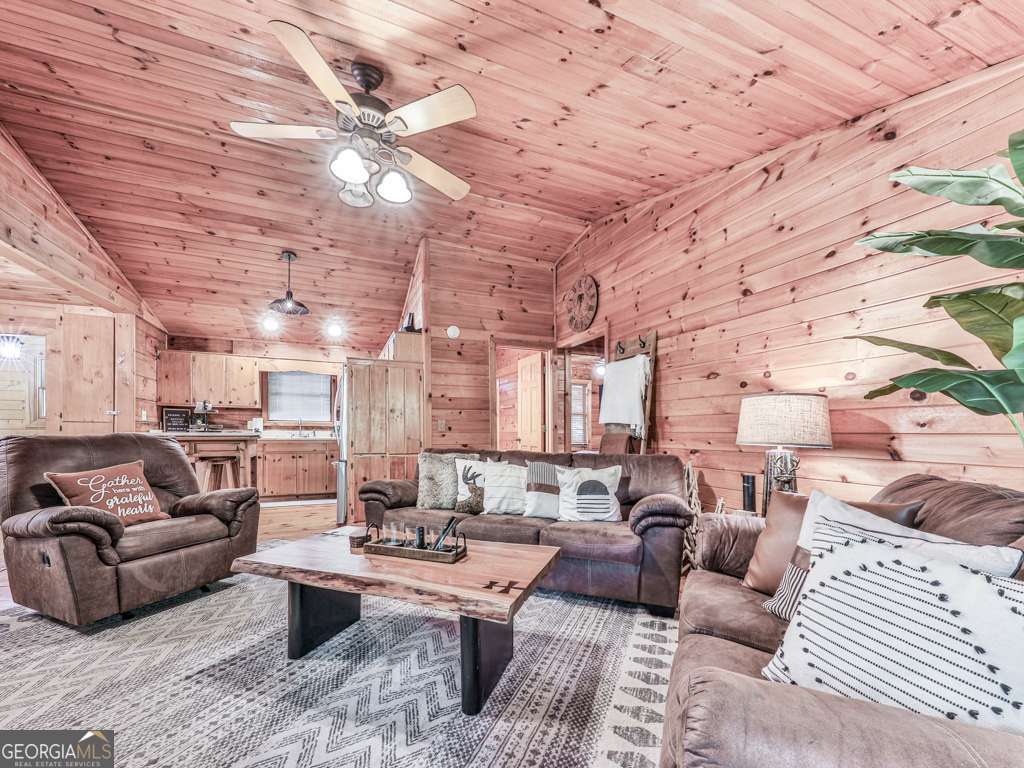 189 Smith Hill Road Blue Ridge GA 30513