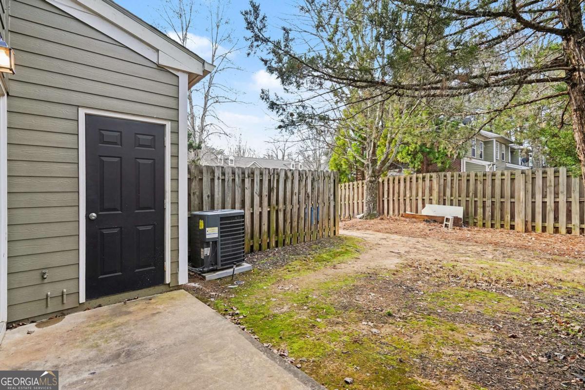 2161 Del Lago Circle NW Kennesaw GA 30152