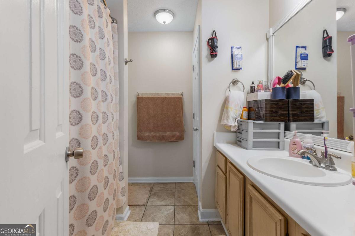 1729 Brandi Lane Loganville GA 30052