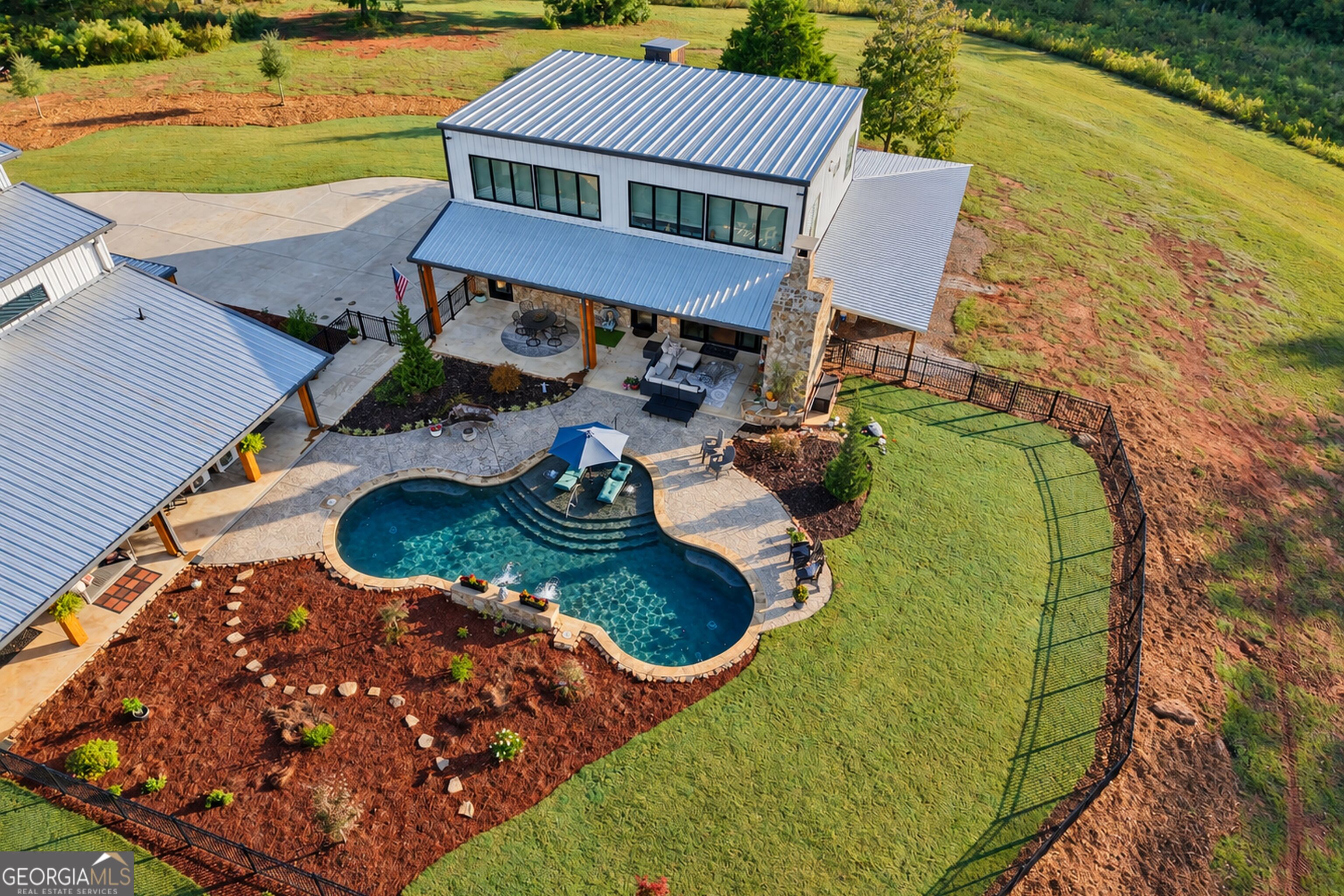 564 Bush Road Barnesville GA 30204