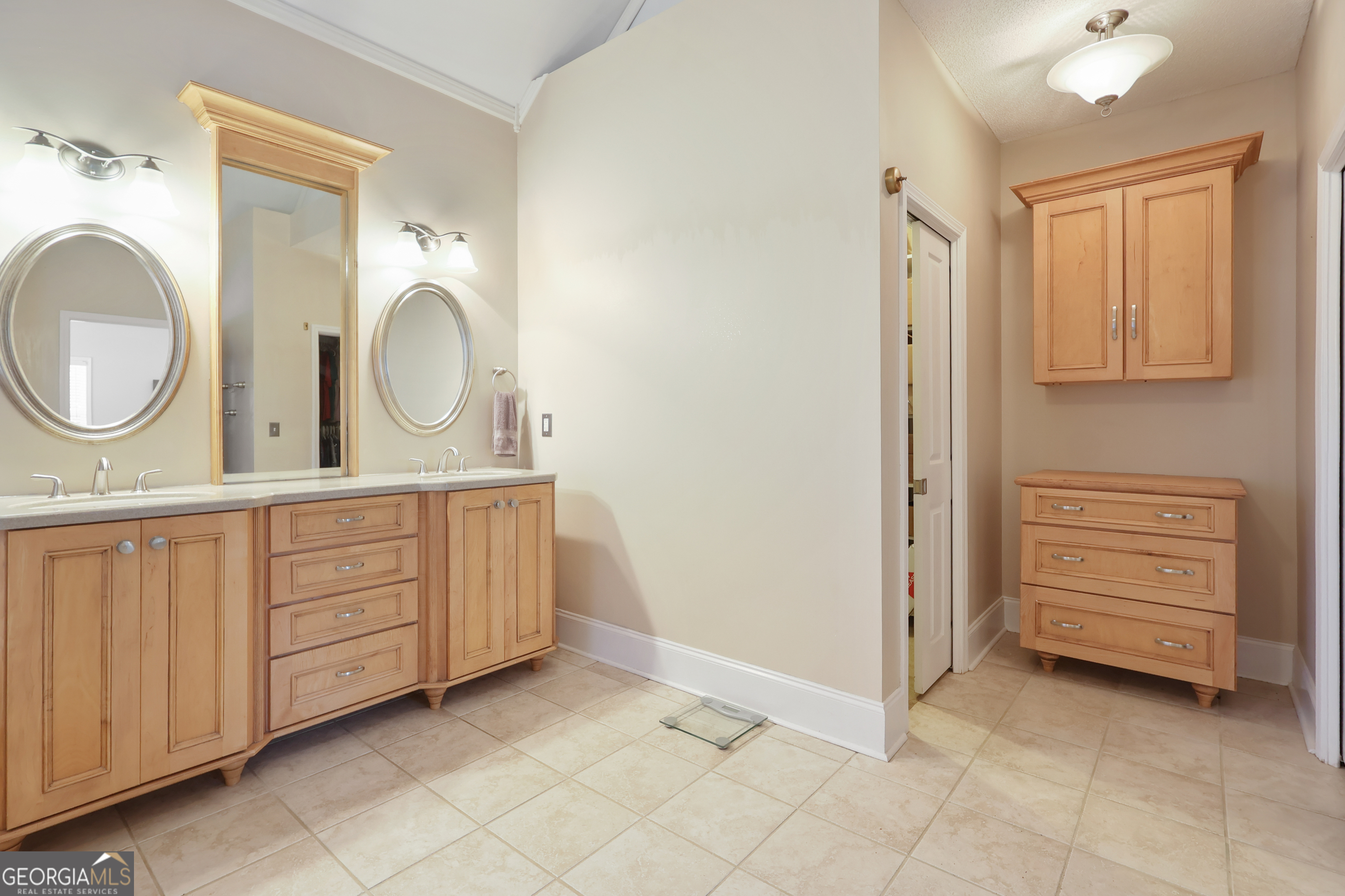 333 Royal Crest Circle Kathleen GA 31047