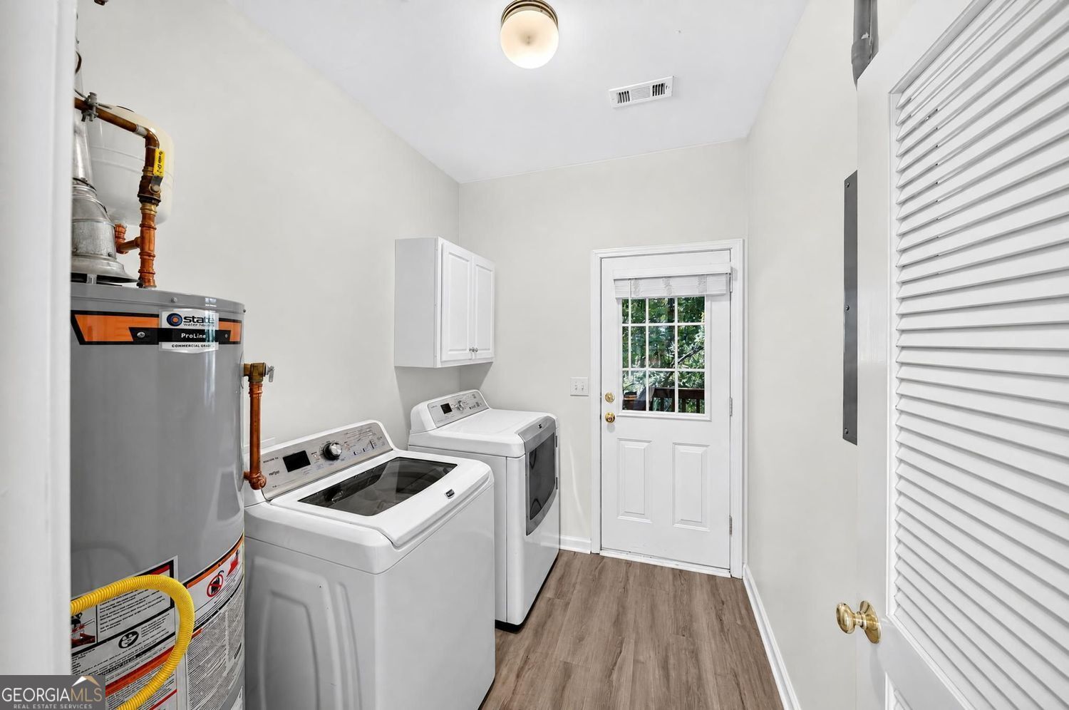 3327 Lathenview Court Alpharetta GA 30004