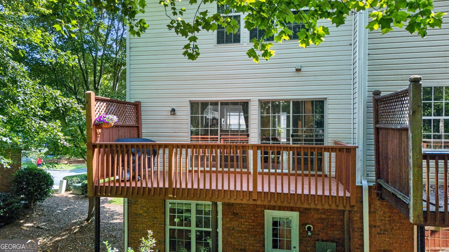 3327 Lathenview Court Alpharetta GA 30004