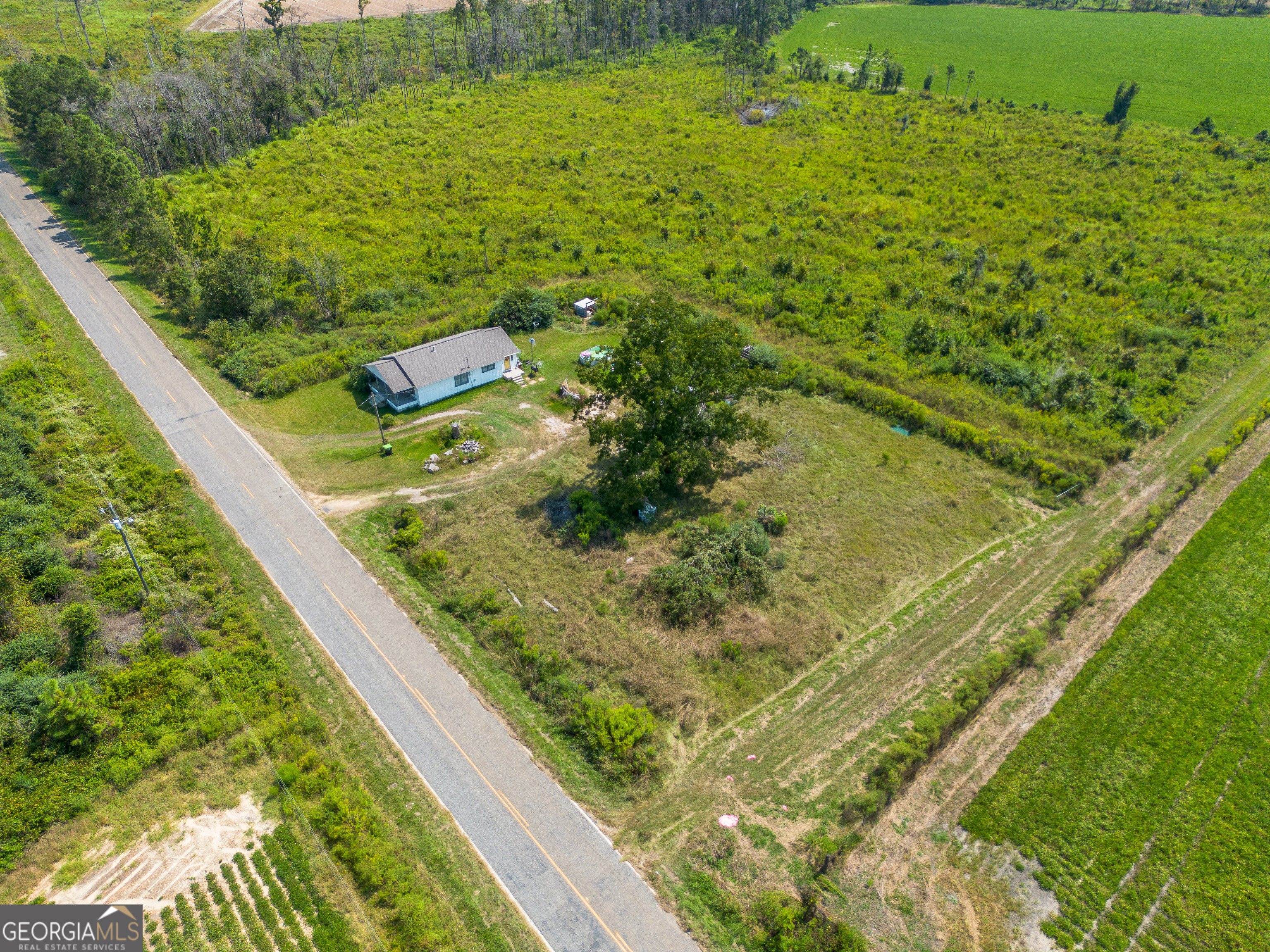 1671 Warren Carter Road Douglas GA 31533
