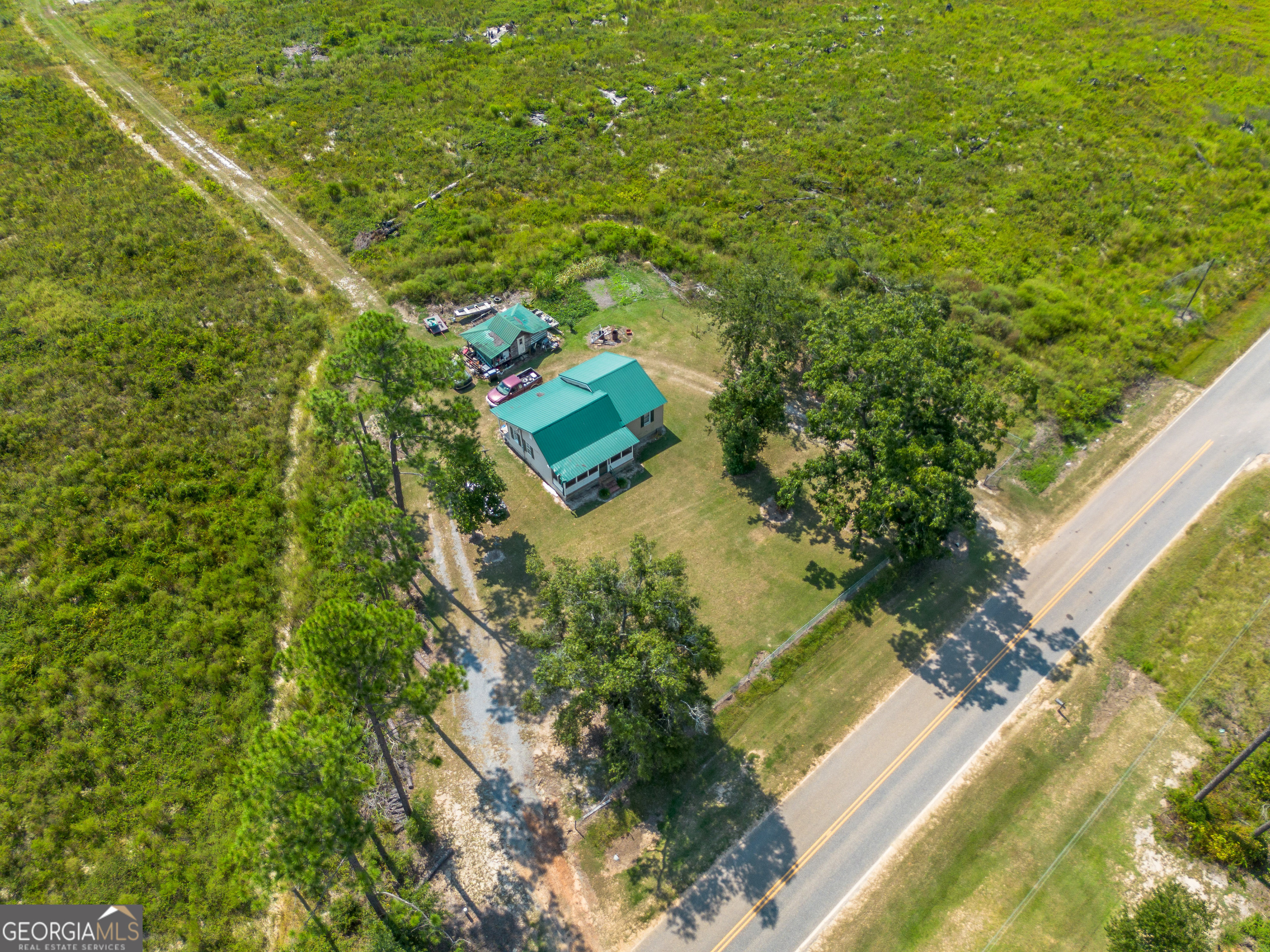 1671 Warren Carter Road Douglas GA 31533