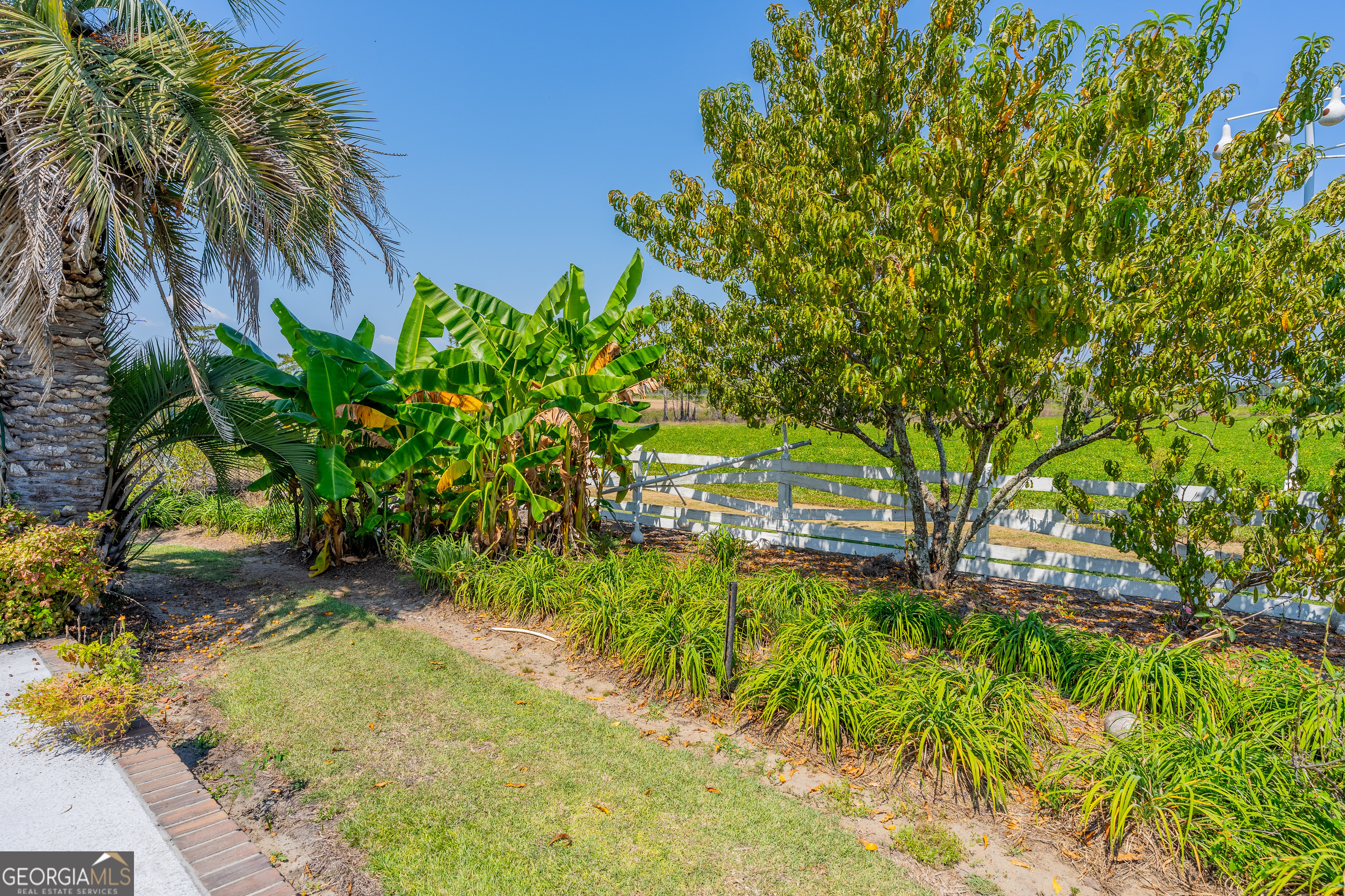 1671 Warren Carter Road Douglas GA 31533