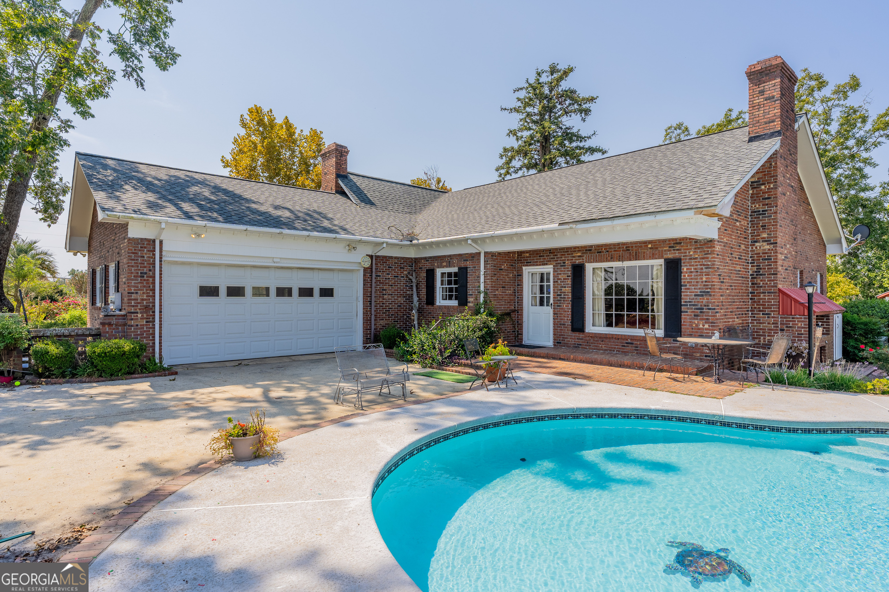 1671 Warren Carter Road Douglas GA 31533