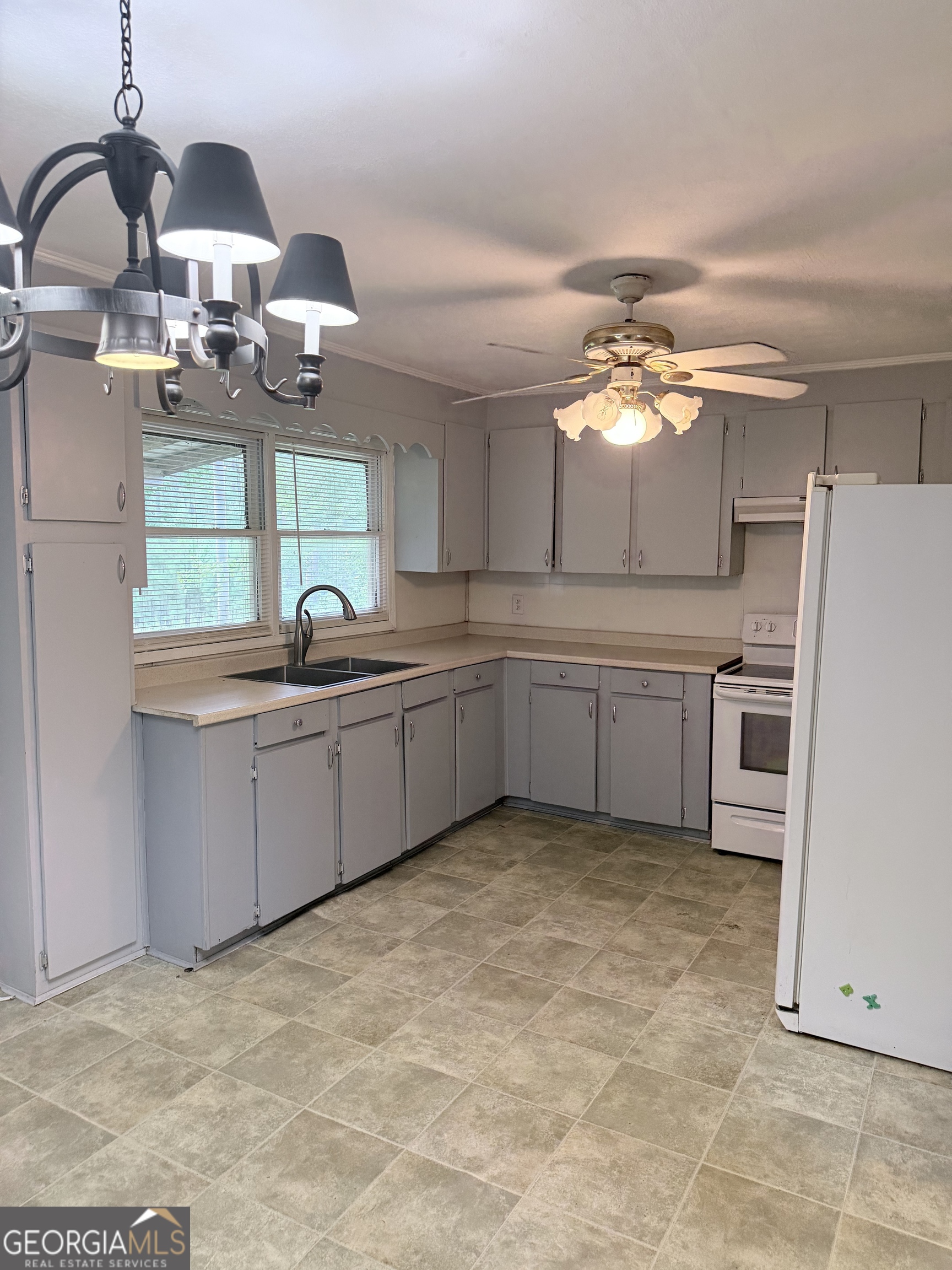 160 Macon Road NW Mcintyre GA 31054