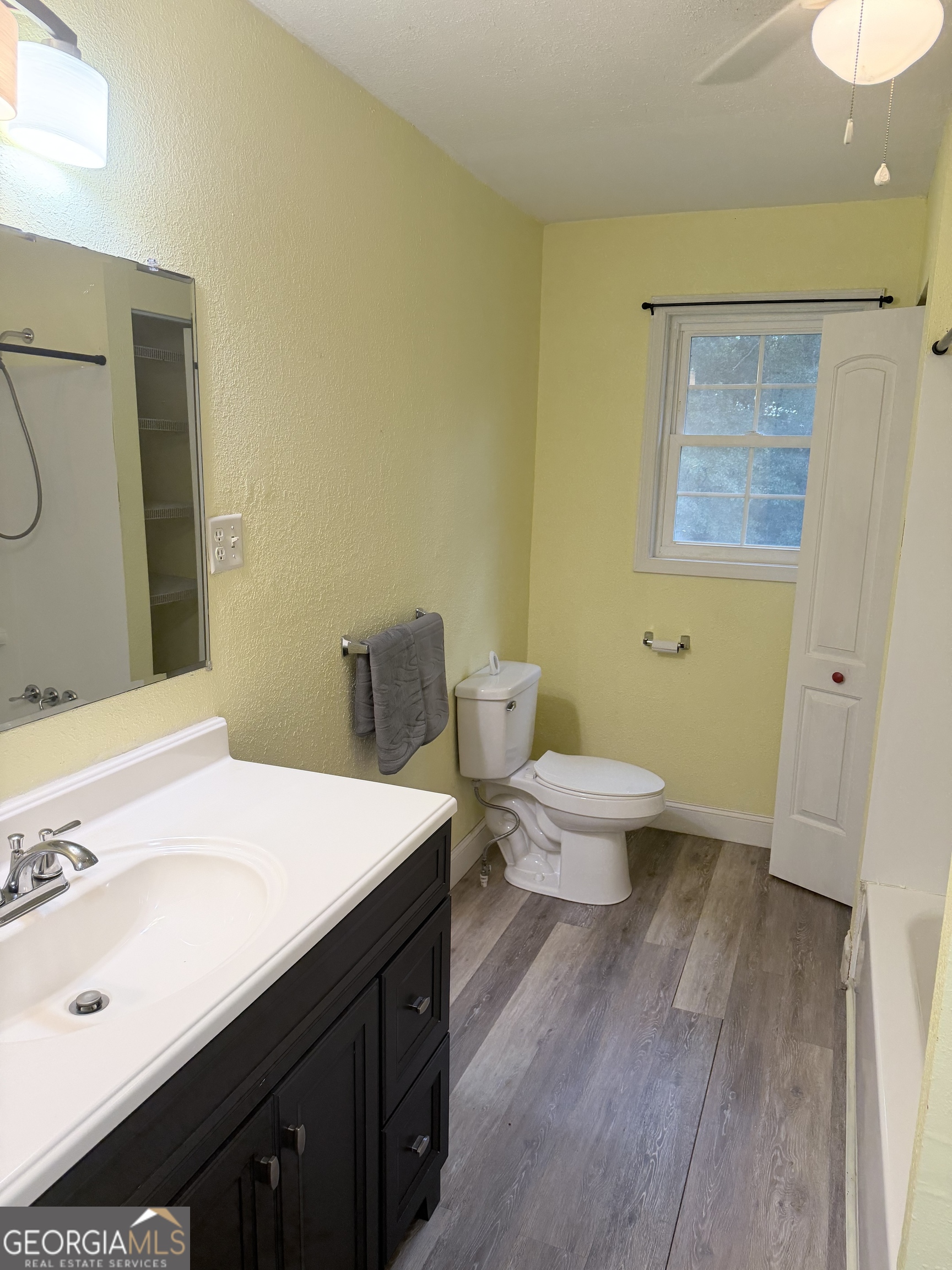 160 Macon Road NW Mcintyre GA 31054