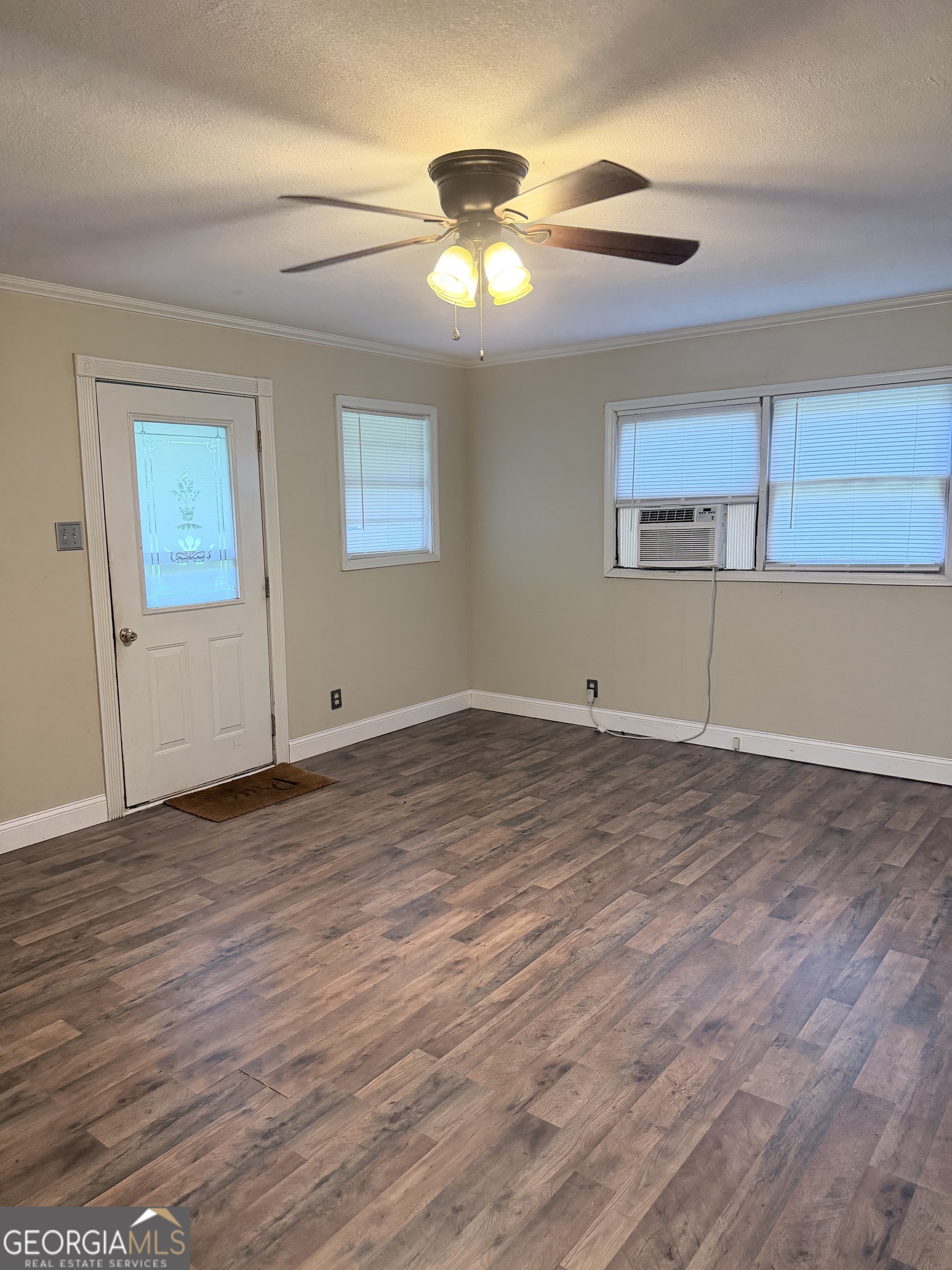 160 Macon Road NW Mcintyre GA 31054