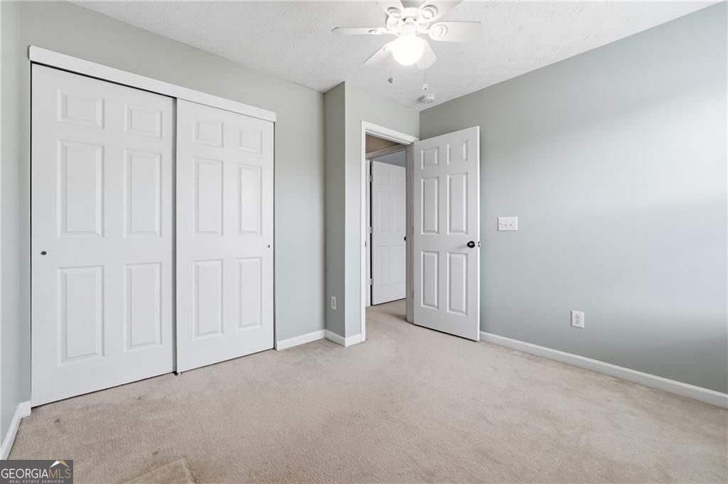 332 Oak Leaf Place Acworth GA 30102