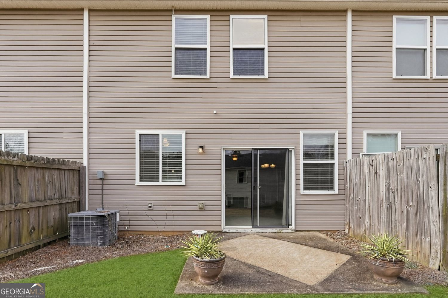 332 Oak Leaf Place Acworth GA 30102
