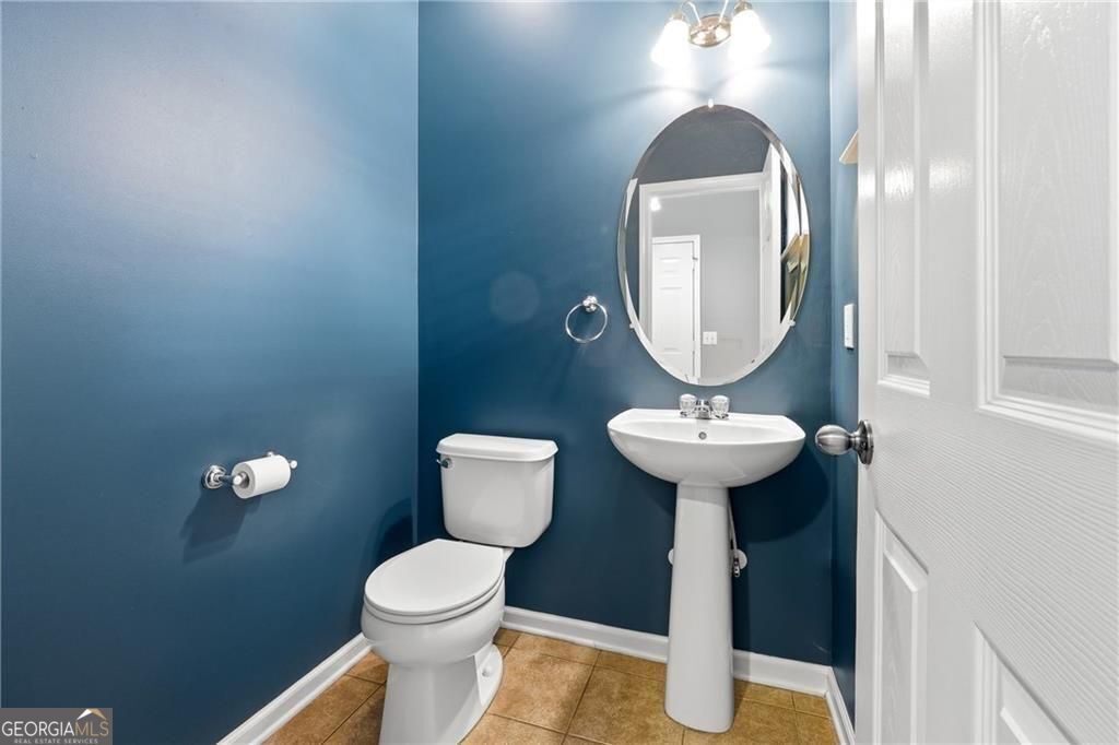 332 Oak Leaf Place Acworth GA 30102