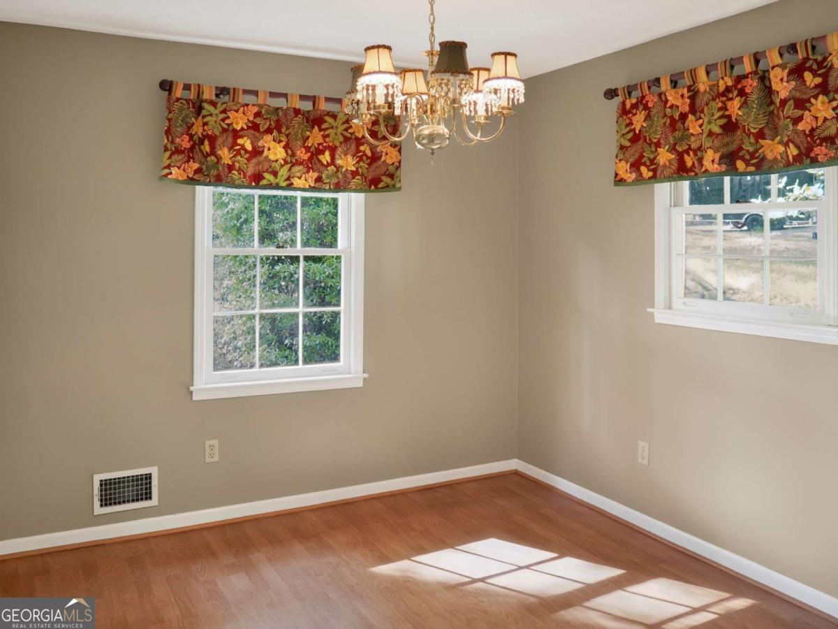 1912 King Arthurs Court Marietta GA 30062