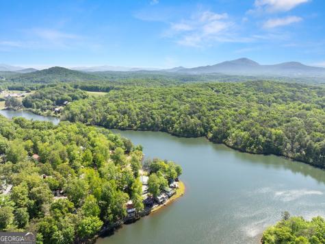 1035 Mountain Shadows Drive Cleveland GA 30528