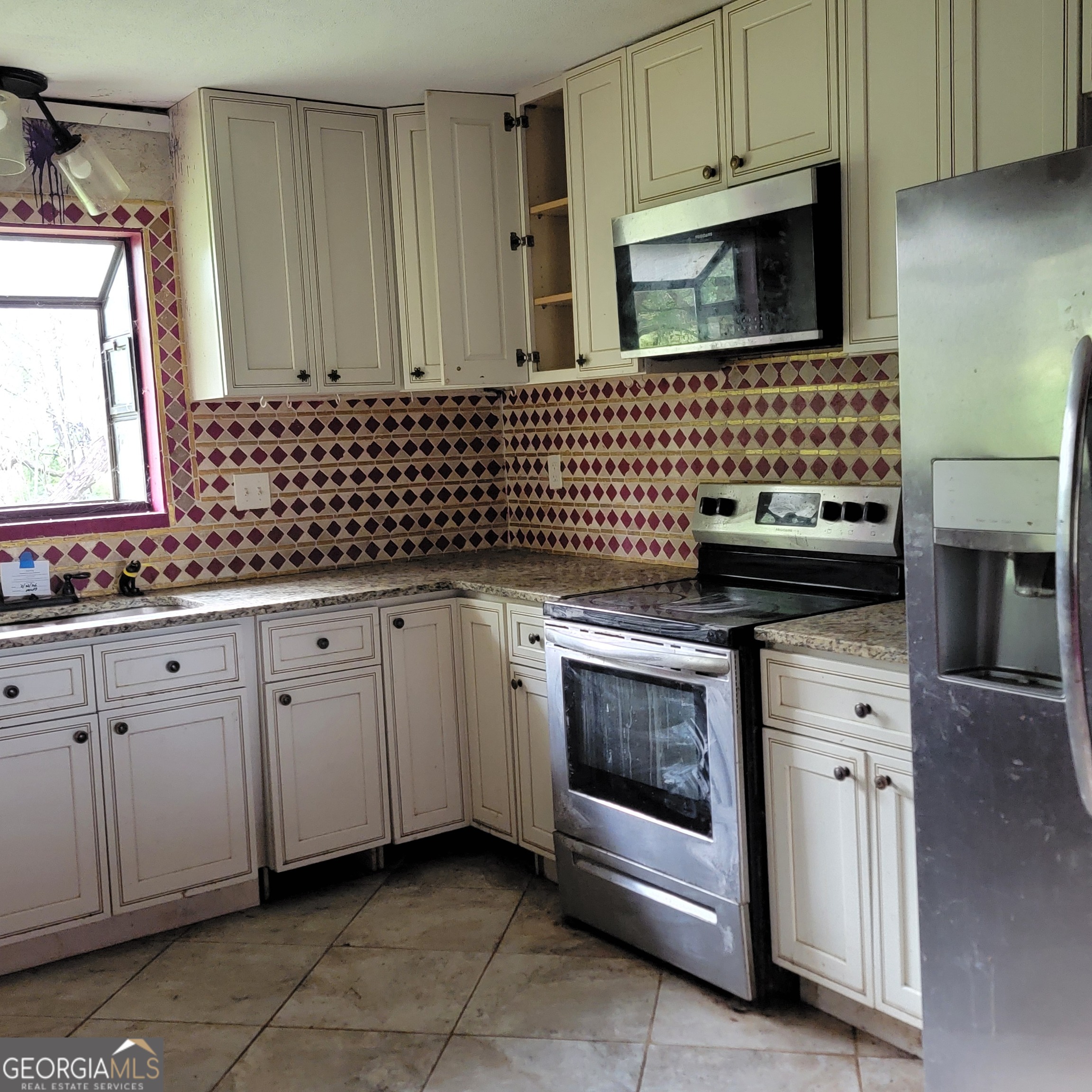 24 Alexander Road Grantville GA 30220