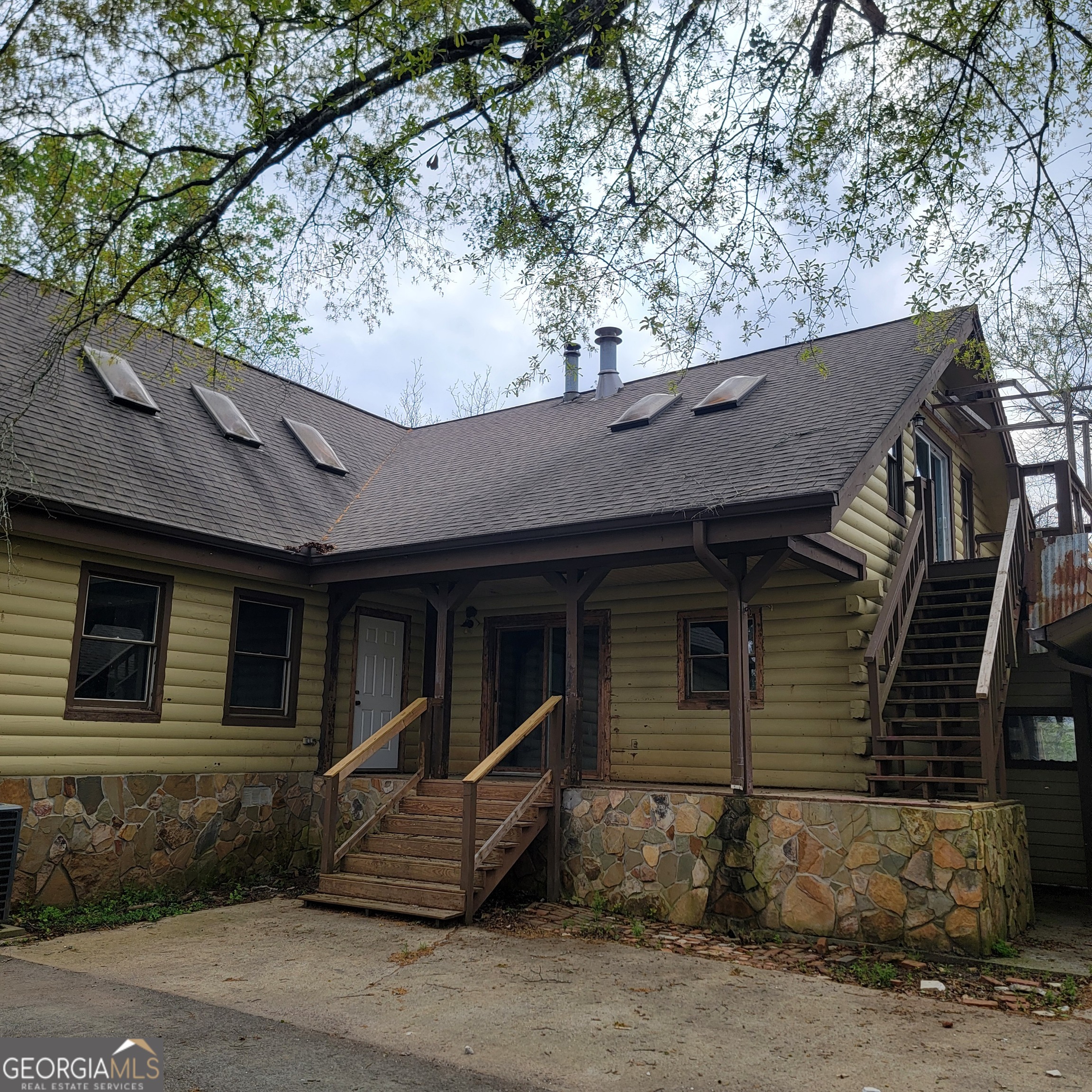24 Alexander Road Grantville GA 30220