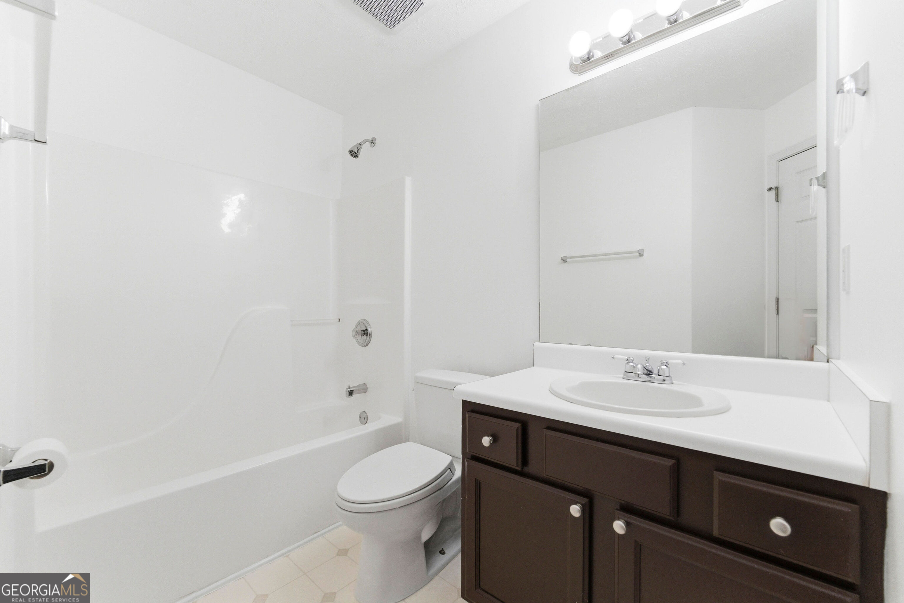2604 Lake Park Bend Acworth GA 30101
