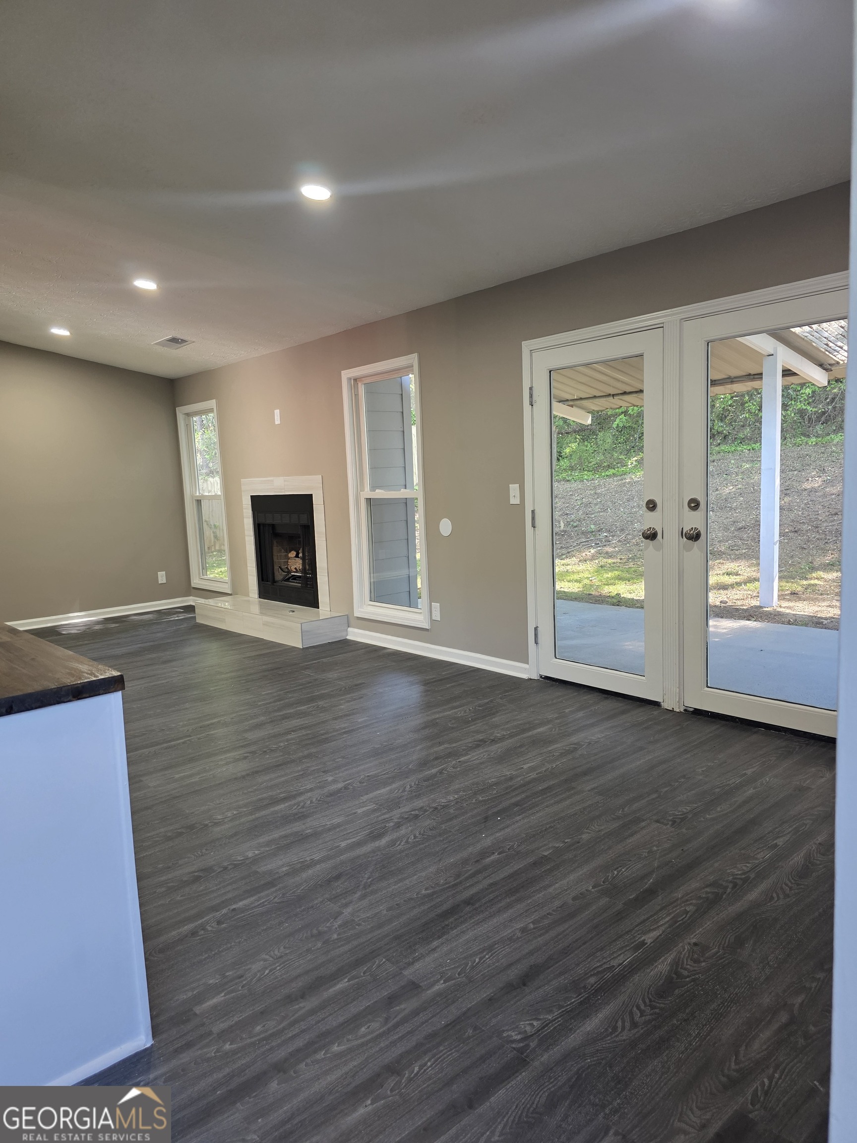 1366 Peninsula Trace Lawrenceville GA 30044