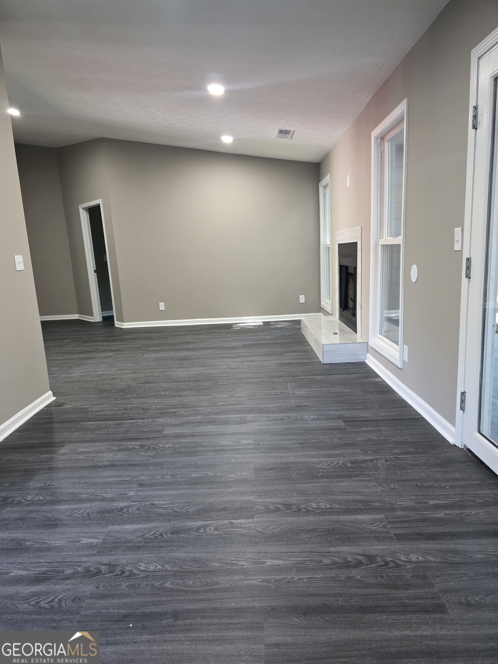 1366 Peninsula Trace Lawrenceville GA 30044