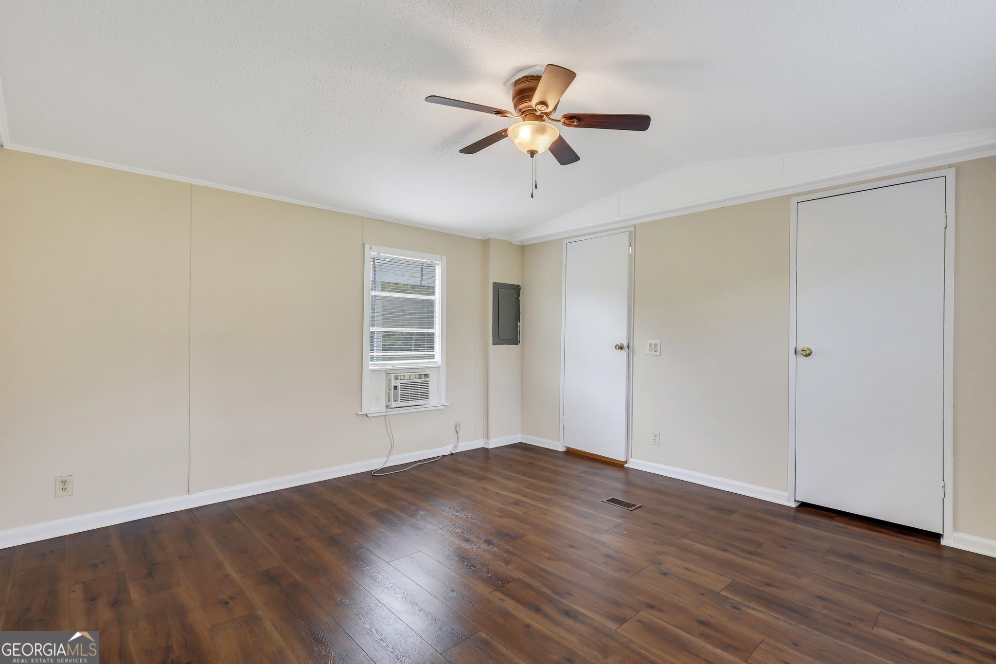 140 Cathy Road NE Ludowici GA 31316