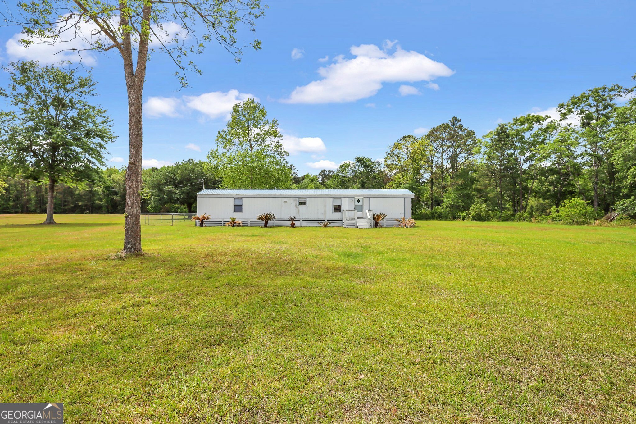 140 Cathy Road NE Ludowici GA 31316